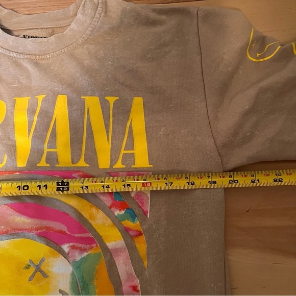 Nirvana Oversized Cream & Rainbow Tie Dye Sweatshirt Unisex Crew Neck Size Small - Picture 10 of 11